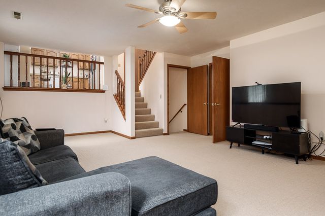10966 China Berry Lane, Machesney Park, IL 61115