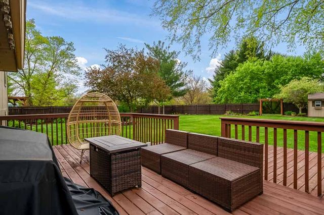 10966 China Berry Lane, Machesney Park, IL 61115