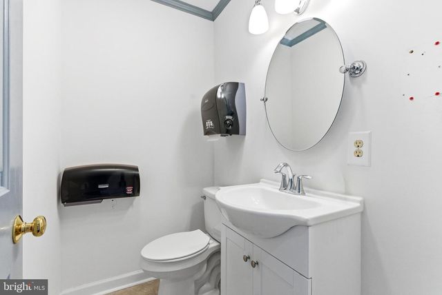 650 MILLWOOD AVE, Winchester, VA 22601