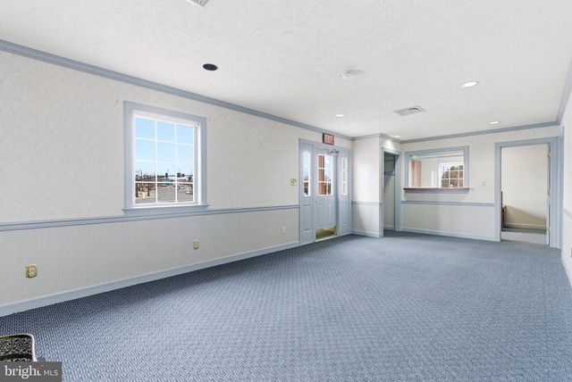 650 MILLWOOD AVE, Winchester, VA 22601