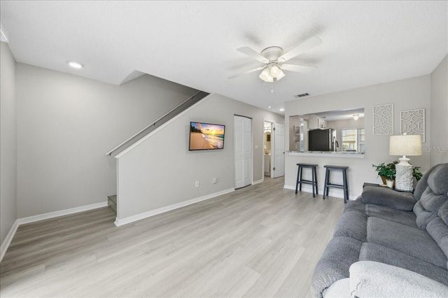 1453 HIGHLAND RIDGE CIRCLE, Brandon, FL 33510