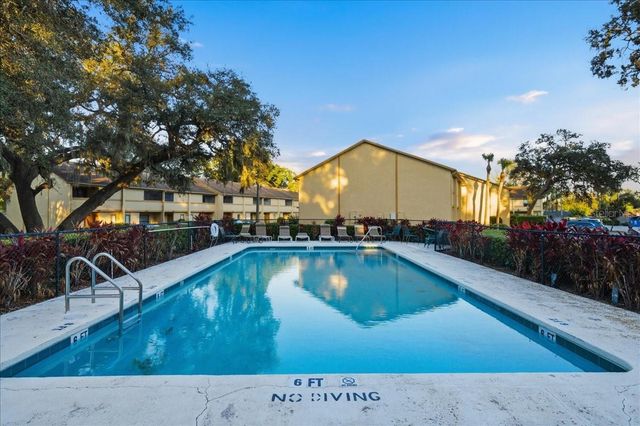 1453 HIGHLAND RIDGE CIRCLE, Brandon, FL 33510