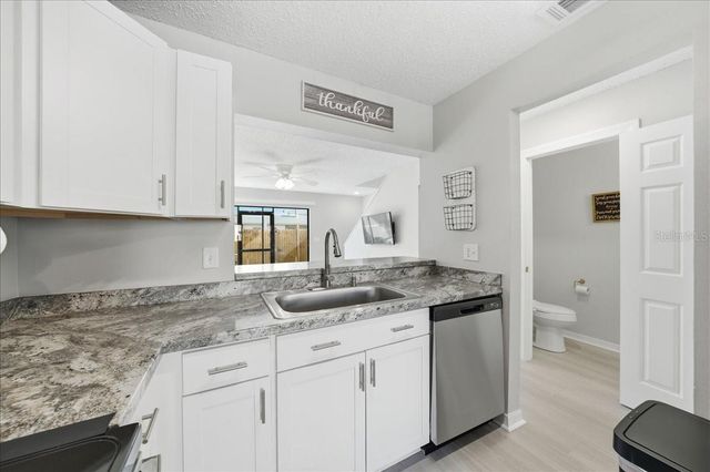 1453 HIGHLAND RIDGE CIRCLE, Brandon, FL 33510