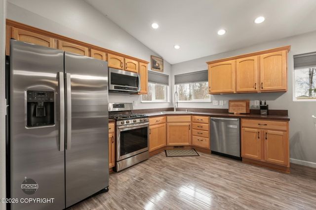 5090 W Northern Rose Lane, Wasilla, AK 99623