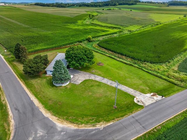 7124 Schneider Road, Middleton, WI 53562