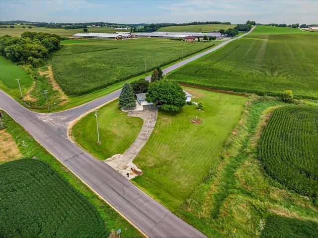 7124 Schneider Road, Middleton, WI 53562