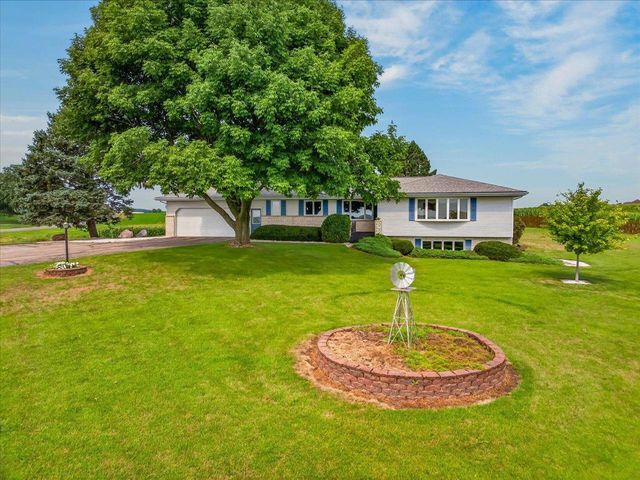 7124 Schneider Road, Middleton, WI 53562