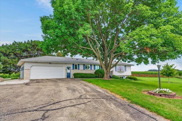 7124 Schneider Road, Middleton, WI 53562