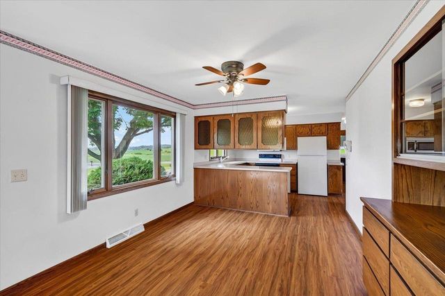 7124 Schneider Road, Middleton, WI 53562