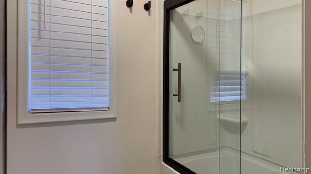 5229 Regimental Banner Drive, Grand Blanc, MI 48439