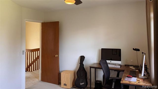 5229 Regimental Banner Drive, Grand Blanc, MI 48439