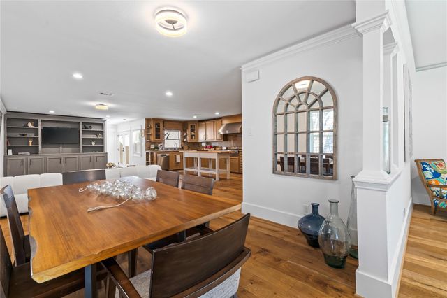 3902 Colquitt Street, Houston, TX 77027