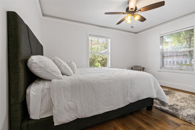 3902 Colquitt Street, Houston, TX 77027