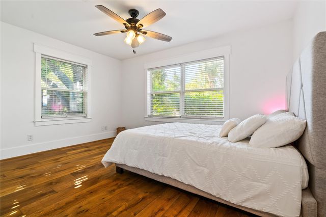 3902 Colquitt Street, Houston, TX 77027