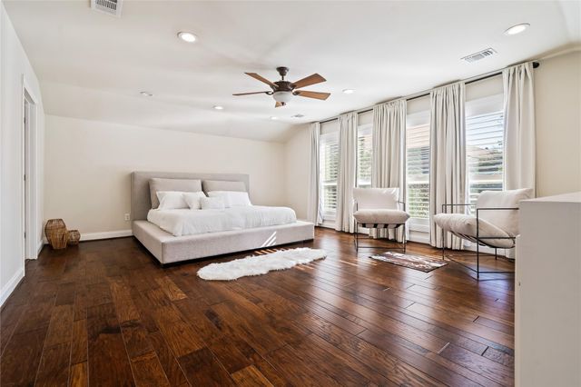 3902 Colquitt Street, Houston, TX 77027