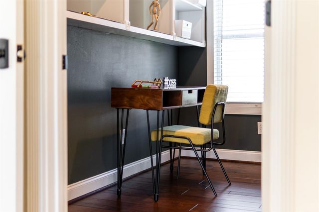 3902 Colquitt Street, Houston, TX 77027