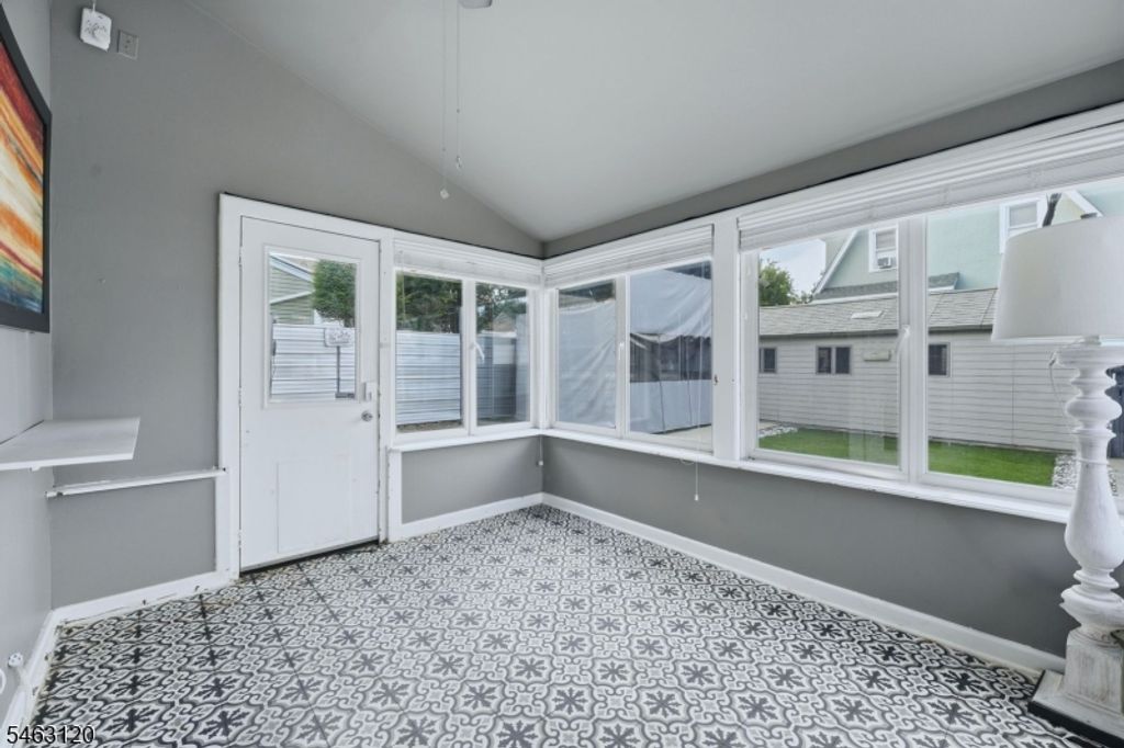 107 Palisade Ave, Bergenfield Boro, NJ 07621 — photo 3