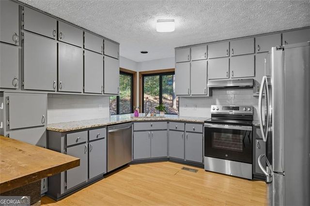 1775 Whispering Circle, Cumming, GA 30040