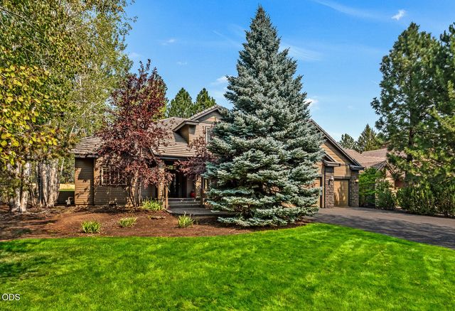 61524 Tam McArthur Loop, Bend, OR 97702