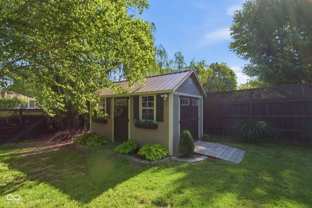 1710 Iron Liege Road, Indianapolis, IN 46217