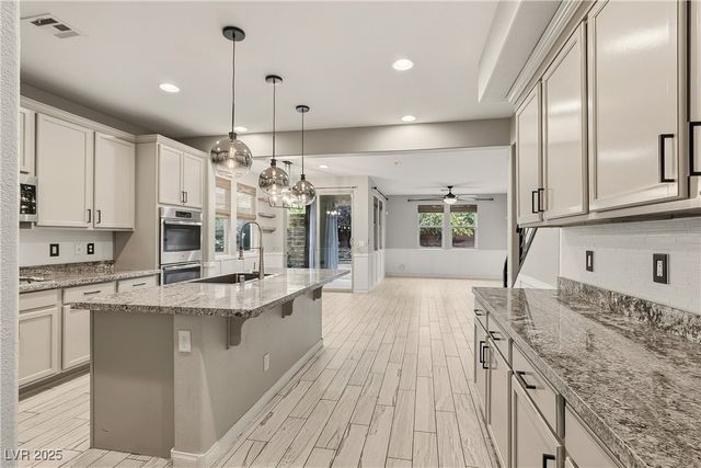 5879 Skyfall Court, Las Vegas, NV 89135