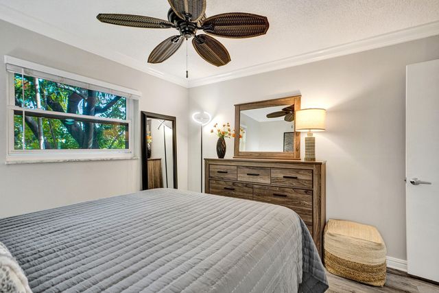 1125 NE 16th Place 209, Fort Lauderdale, FL 33305