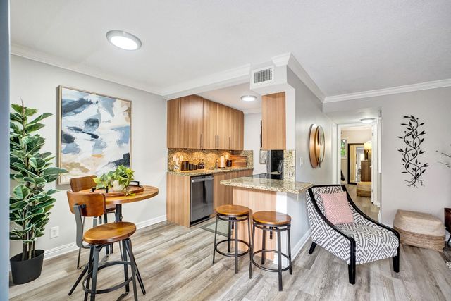 1125 NE 16th Place 209, Fort Lauderdale, FL 33305