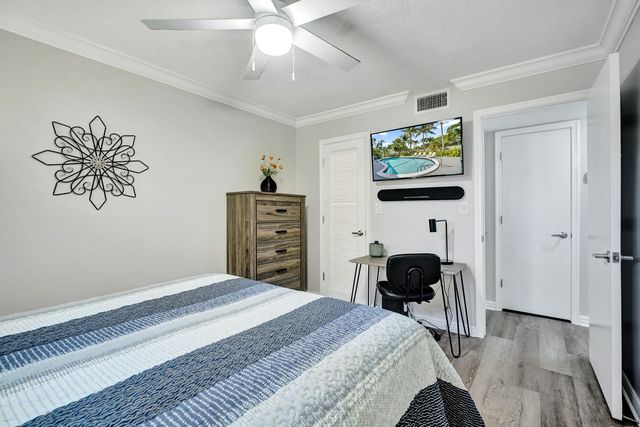 1125 NE 16th Place 209, Fort Lauderdale, FL 33305