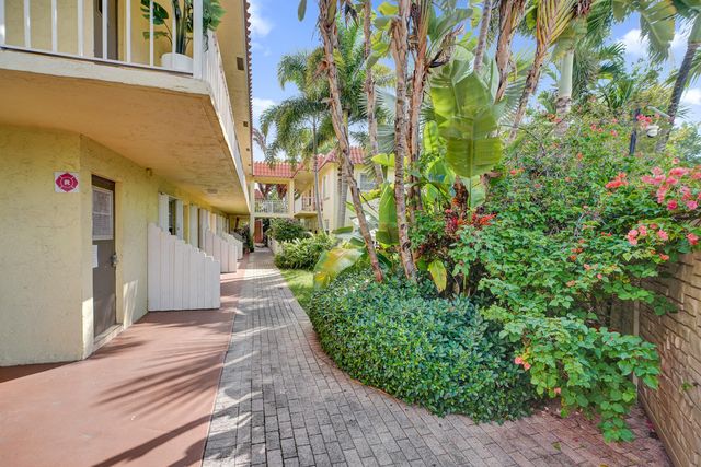 1125 NE 16th Place 209, Fort Lauderdale, FL 33305