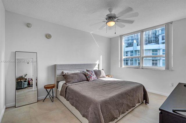 2000 N Bayshore Dr 909, Miami, FL 33137