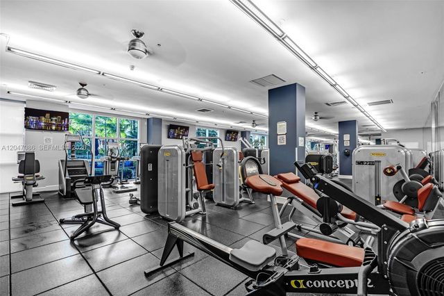 2000 N Bayshore Dr 909, Miami, FL 33137