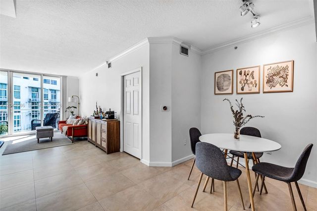 2000 N Bayshore Dr 909, Miami, FL 33137