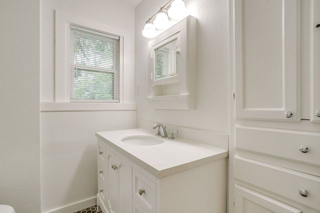 3241 Greene Avenue, Fort Worth, TX 76109