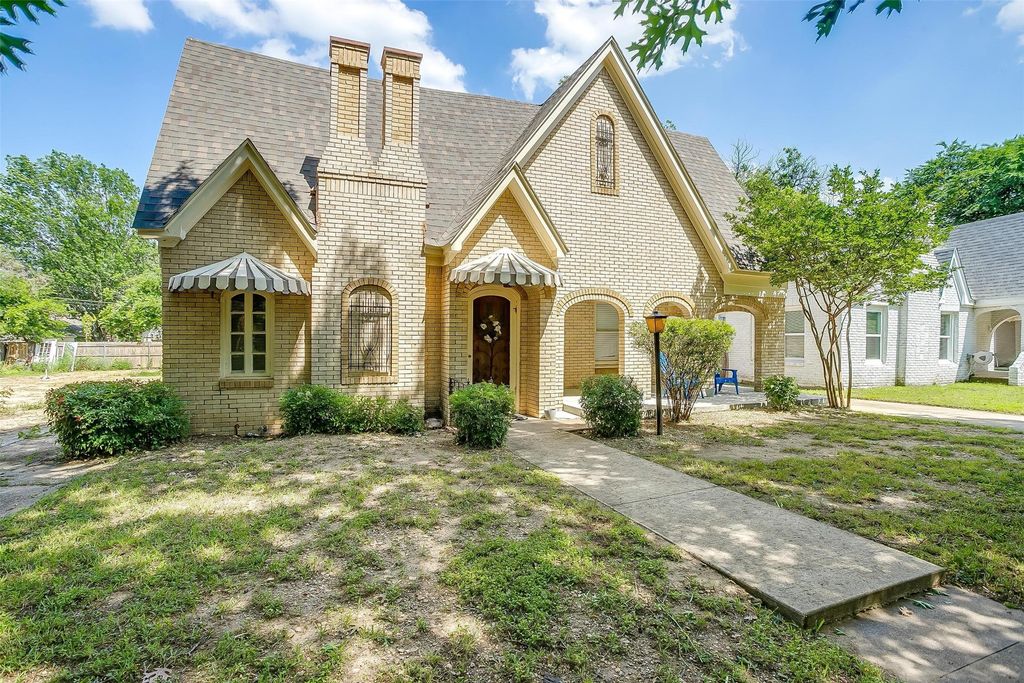 3241 Greene Avenue, Fort Worth, TX 76109