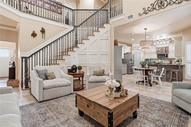 202 Augusta Dr, Portland, TX 78374