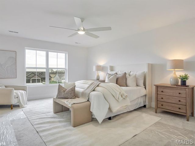 3118 Ashville Drive, Glen Carbon, IL 62034