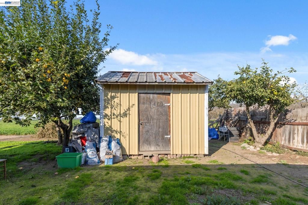 Image 11 of property listing at 3601 3601 W Simmons Rd, Turlock, CA 95380