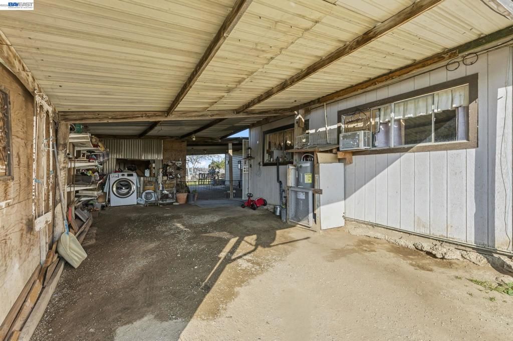 Image 15 of property listing at 3601 3601 W Simmons Rd, Turlock, CA 95380