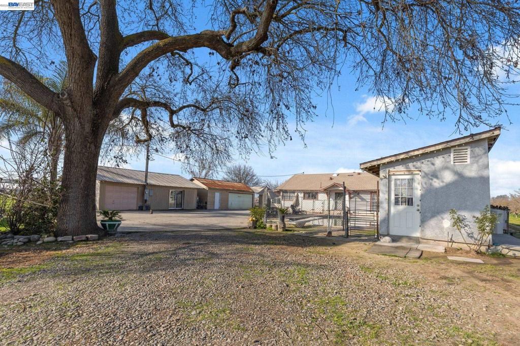 Image 27 of property listing at 3601 3601 W Simmons Rd, Turlock, CA 95380