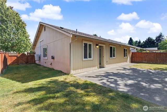 5705 57th Avenue SE, Lacey, WA 98503