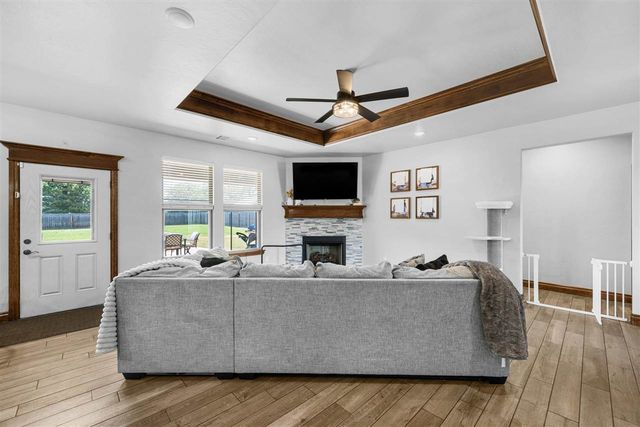 1022 Skyridge Dr, Elgin, OK 73538