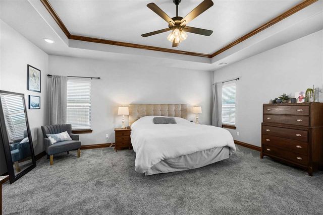1022 Skyridge Dr, Elgin, OK 73538