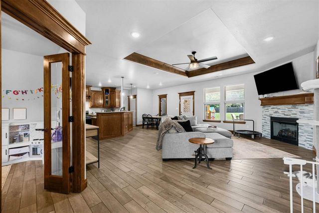 1022 Skyridge Dr, Elgin, OK 73538