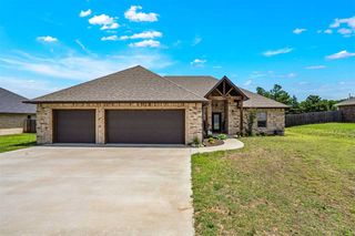 1022 Skyridge Dr, Elgin, OK 73538