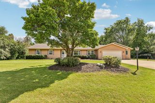 2885 W Southway DRIVE, Franklin, WI 53132