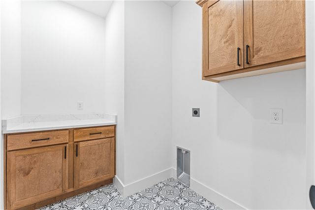 16 Celtic Drive, Bella Vista, AR 72714