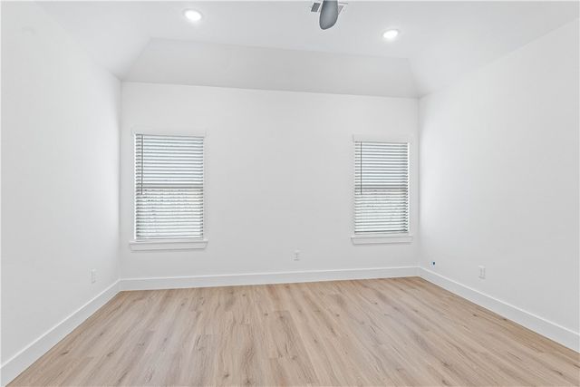 16 Celtic Drive, Bella Vista, AR 72714