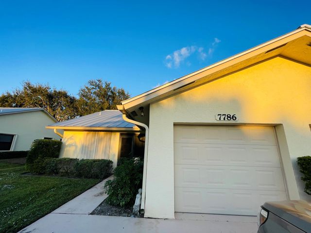 7786 SE Sugar Sand Circle, Hobe Sound, FL 33455