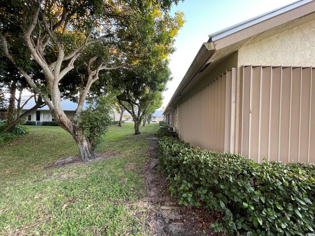 7786 SE Sugar Sand Circle, Hobe Sound, FL 33455
