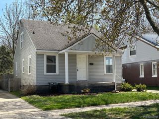 27626 BRETTONWOODS Street, Madison Heights, MI 48071